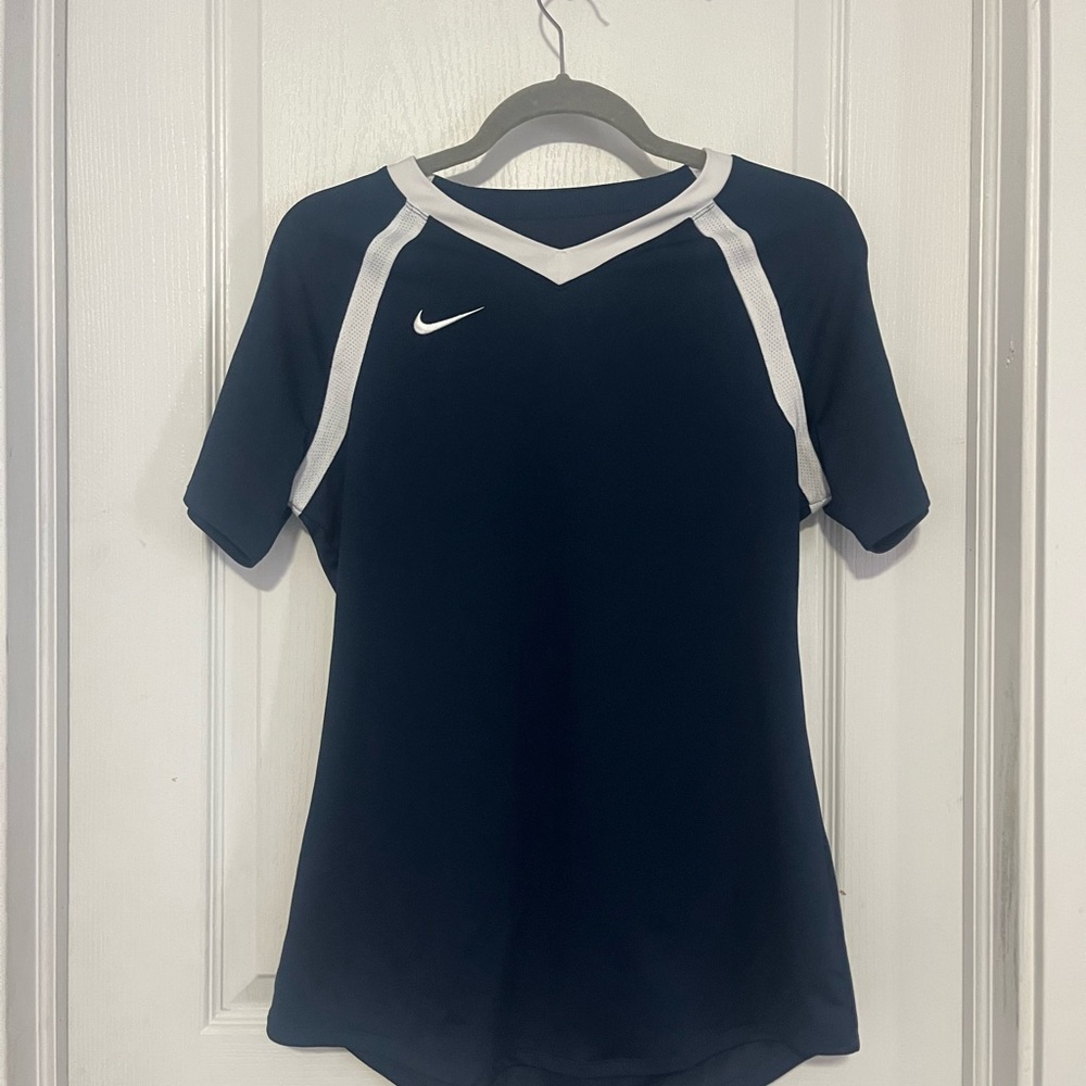 NIKE dry fit woman’s shirt - Size Medium
